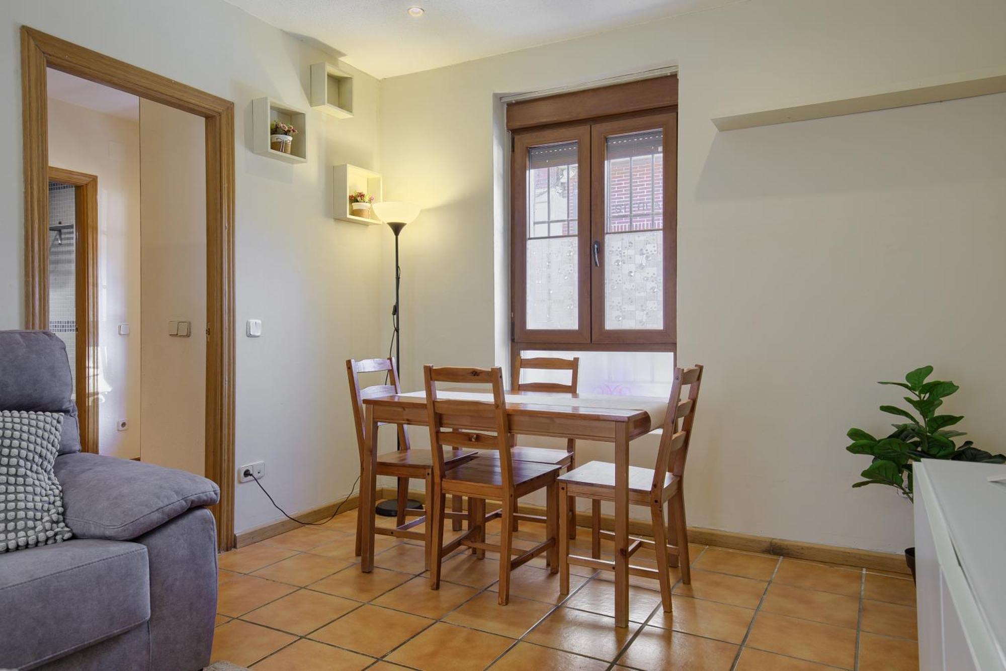 Casona 44 - Apartamento Para 2 Con Wifi, Ac Y Patio Exterior Alcala de Henares Luaran gambar